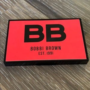 Limited Edition: 🍍Bobbi Brown Cheek Palette🍍